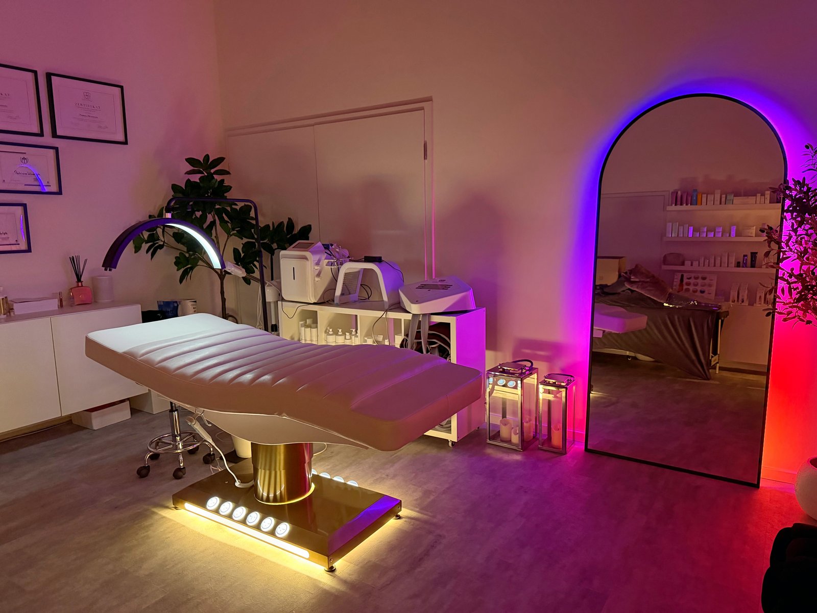 Behandlungsliege im Skin and More Studio